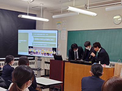 看護学校訪問の様子2